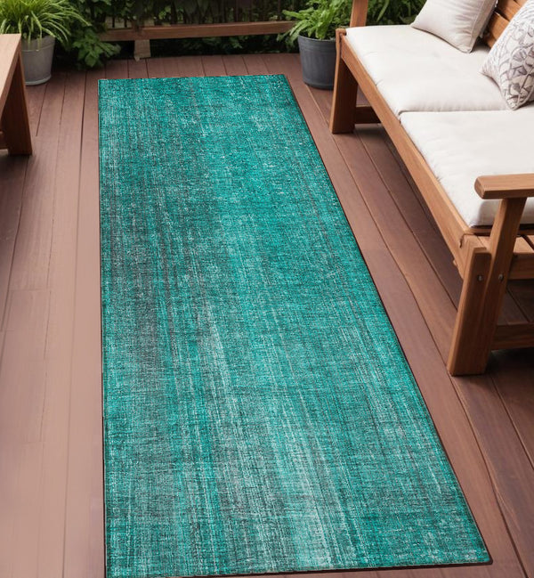 Homeroots 5' Blue Striped Washable Non-skid Area Rug - Perfect For Indoor & Outdoor Spaces, Stain Resistant Style Teal Polyester 562633