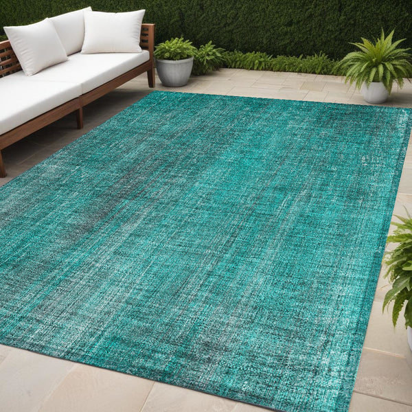 Homeroots 5' Blue Striped Washable Non-skid Area Rug - Perfect For Indoor & Outdoor Spaces, Stain Resistant Style 5' X 8' Polyester 562636