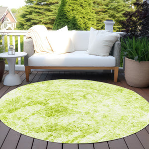 Homeroots 8' Round Lime Green Round Abstract Washable Non Skid Indoor Outdoor Area Rug Aloe Polyester 562646