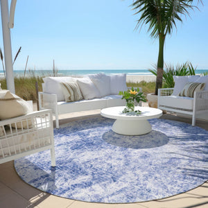 HomeRoots 5' Lime Green Abstract Area Rug - Washable, Non-Skid, Durable Design for Indoor & Outdoor Spaces 8' Round 562664