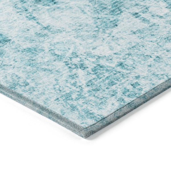HomeRoots 5' Lime Green Abstract Area Rug - Washable, Non-Skid, Durable Design for Indoor & Outdoor Spaces 8' Round 562673