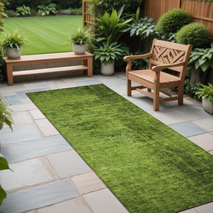 Homeroots 8' Runner Stylish Abstract Washable Non-skid Indoor Outdoor Rug For Kids And Pets - Stain Resistant Green Polyester 562696