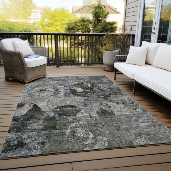 Homeroots 2' Indoor Outdoor Blue Abstract Washable Runner Rug - Stylish, Stain Resistant, And Soft Texture 8' X 10' Polyester 562755
