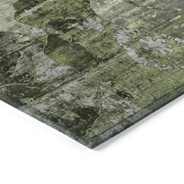 HomeRoots 5' Vibrant Blue Floral Washable Area Rug for Indoor & Outdoor Spaces - Durable, Stylish & Easy Care 5' X 8' 562762