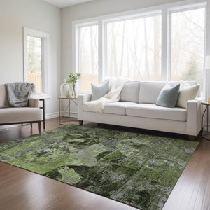 HomeRoots 5' Vibrant Blue Floral Washable Area Rug for Indoor & Outdoor Spaces - Durable, Stylish & Easy Care 5' X 8' 562762