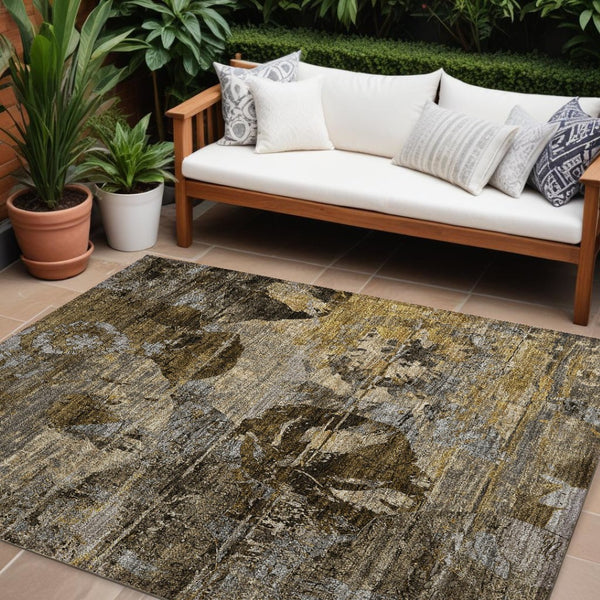 HomeRoots 5' Vibrant Blue Floral Washable Area Rug for Indoor & Outdoor Spaces - Durable, Stylish & Easy Care 8' X 10' 562773