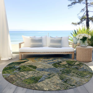 HomeRoots 5' Vibrant Blue Floral Washable Area Rug for Indoor & Outdoor Spaces - Durable, Stylish & Easy Care 8' Round 562790