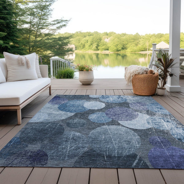 HomeRoots 5' Gray and Blue Abstract Area Rug - Stylish, Washable, Non-Skid for Indoor or Outdoor Living Spaces 5' X 8' 562903