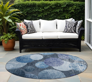 Homeroots 8' X 8' Gray And Blue Round Abstract Washable Non Skid Indoor Outdoor Area Rug Blue Polyester 562904
