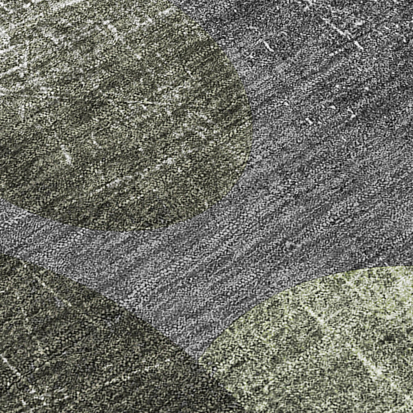 Homeroots 8' X 8' Green And Gray Round Abstract Washable Non Skid Indoor Outdoor Area Rug Green Polyester 562931