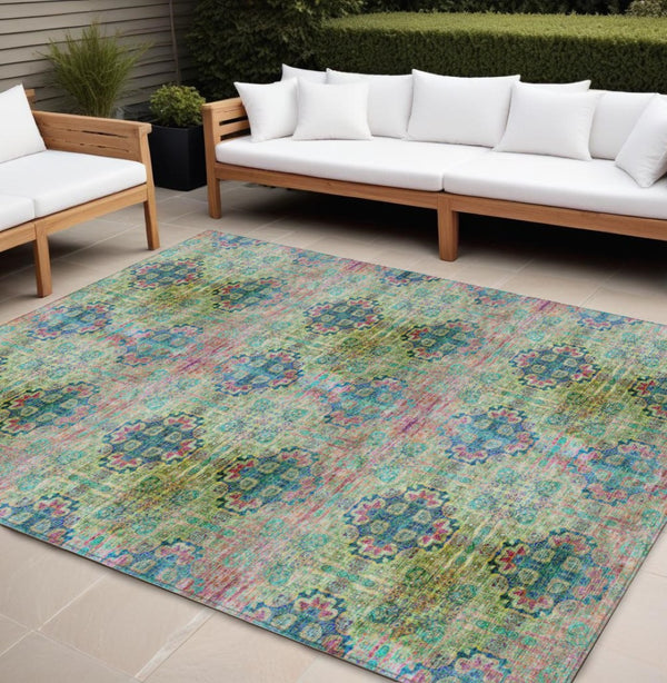 HomeRoots 5' Elegant Eggplant Floral Medallion Area Rug – Washable, Non-Skid, Ideal for Indoor & Outdoor Use 9' X 12' 562960