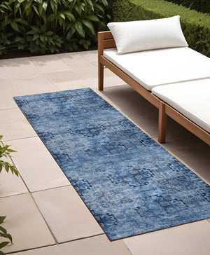 Homeroots 5' Eggplant Floral Medallion Washable Area Rug – Non-skid Design Perfect For Indoor & Outdoor Use Navy Polyester 562963