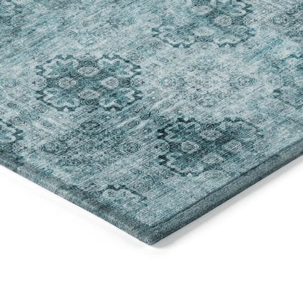 Homeroots 9' X 12' Teal Floral Medallion Washable Non Skid Indoor Outdoor Area Rug Teal Polyester 563005