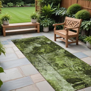 Homeroots 3' Elegant Floral Washable Non-skid Area Rug For Indoor And Outdoor Spaces - Stain Resistant Comfort Green Polyester 563170