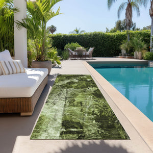 Homeroots 3' Elegant Floral Washable Non-skid Area Rug For Indoor And Outdoor Spaces - Stain Resistant Comfort Green Polyester 563170