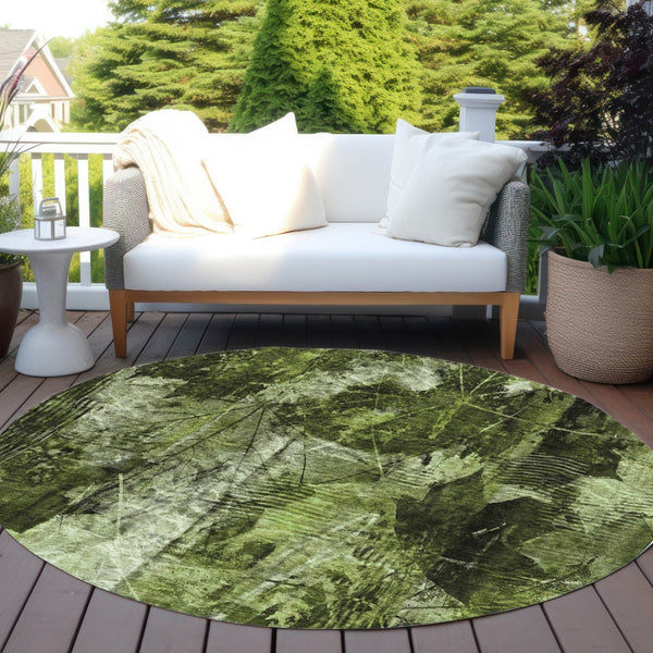 Homeroots 3' Elegant Floral Washable Non-skid Area Rug For Indoor And Outdoor Spaces - Stain Resistant Comfort 8' Round Polyester 563174