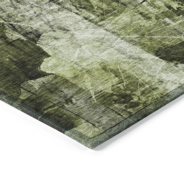 Homeroots 8' X 10' Green Floral Washable Non Skid Indoor Outdoor Area Rug Green Polyester 563175