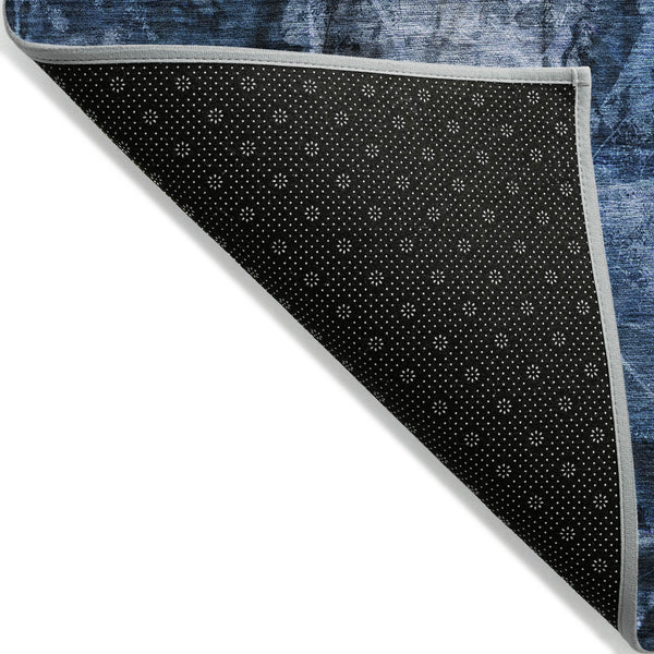 Homeroots 3' X 5' Navy Blue Floral Washable Non Skid Indoor Outdoor Area Rug Navy Polyester 563181