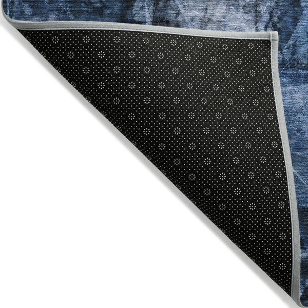 Homeroots 3' Elegant Floral Washable Non-skid Area Rug For Indoor And Outdoor Spaces - Stain Resistant Comfort 8' X 10' Polyester 563184