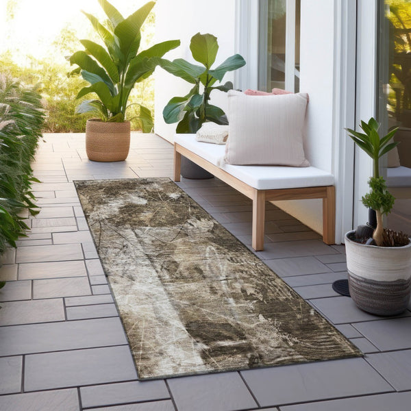 Homeroots 3' Elegant Floral Washable Non-skid Area Rug For Indoor And Outdoor Spaces - Stain Resistant Comfort Taupe Polyester 563197