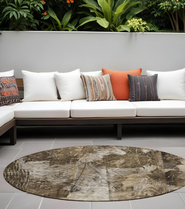 HomeRoots 5' Elegant Taupe and Ivory Floral Washable Area Rug for Indoor and Outdoor Use - Non-Skid Design 8' Round 563201