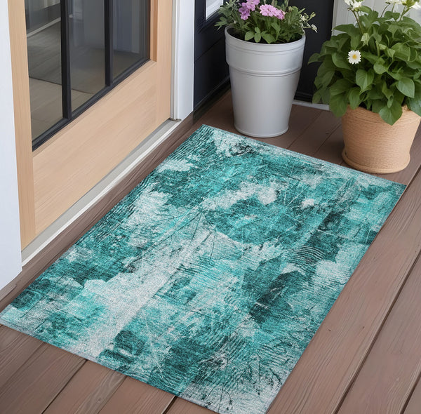 Homeroots 3' Elegant Floral Washable Non-skid Area Rug For Indoor And Outdoor Spaces - Stain Resistant Comfort 3' X 5' Polyester 563208