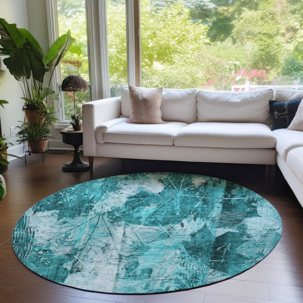 Homeroots 8' Round Teal Round Floral Washable Non Skid Indoor Outdoor Area Rug Teal Polyester 563210