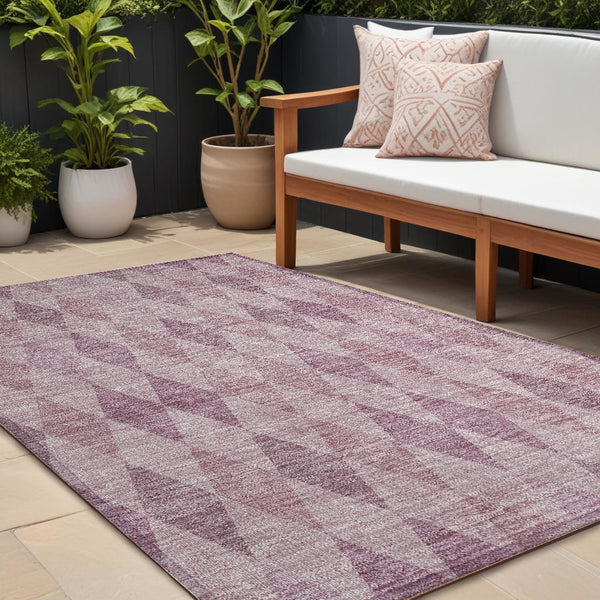 Homeroots 3' Stylish Beige Taupe And Brown Geometric Indoor Outdoor Area Rug – Washable & Non Skid Design 8' X 10' Polyester 563229