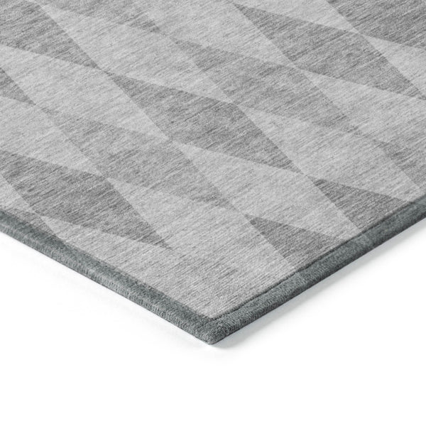Homeroots 5' X 8' Gray Geometric Washable Non Skid Indoor Outdoor Area Rug Gray Polyester 563245