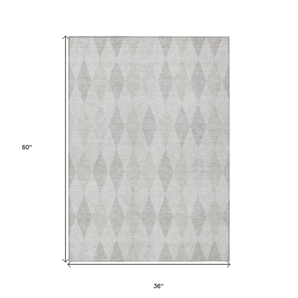Homeroots 3' X 5' Gray Geometric Washable Non Skid Indoor Outdoor Area Rug Ivory Polyester 563253