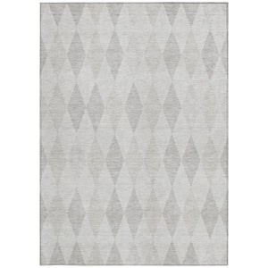 Homeroots 5' X 8' Gray Geometric Washable Non Skid Indoor Outdoor Area Rug Ivory Polyester 563254