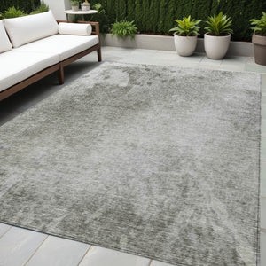 Homeroots 5' X 8' Gray And Off White Abstract Washable Non Skid Indoor Outdoor Area Rug Gray Polyester 563299