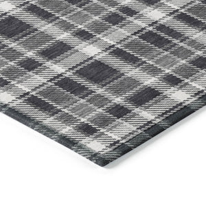 Homeroots 3' Stylish Black, Gray, And White Plaid Washable Non-skid Area Rug For Indoor And Outdoor Use 8' X 10' Polyester 563337