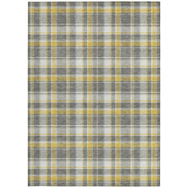 Homeroots 3' Stylish Black, Gray, And White Plaid Washable Non-skid Area Rug For Indoor And Outdoor Use 5' X 8' Polyester 563353