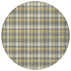 Homeroots 3' Stylish Black, Gray, And White Plaid Washable Non-skid Area Rug For Indoor And Outdoor Use 8' Round Polyester 563354