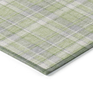 Homeroots 3' Stylish Black, Gray, And White Plaid Washable Non-skid Area Rug For Indoor And Outdoor Use 10' X 14' Polyester 563366