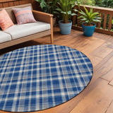 Homeroots 8' Round Navy And Ivory Round Plaid Washable Non Skid Indoor Outdoor Area Rug Navy Polyester 563372