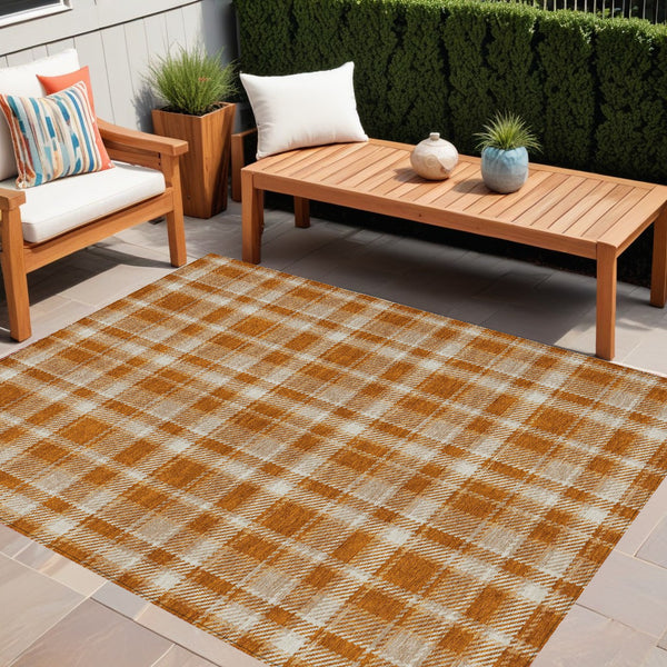 Homeroots 3' Stylish Black, Gray, And White Plaid Washable Non-skid Area Rug For Indoor And Outdoor Use 5' X 8' Polyester 563380