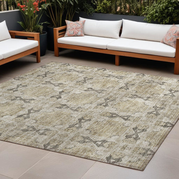 HomeRoots 5' Elegant Beige and Gray Floral Medallion Area Rug - Washable, Non-Skid, Indoor-Outdoor Use 10' X 14' 563393