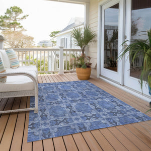 HomeRoots 5' Elegant Beige and Gray Floral Medallion Area Rug - Washable, Non-Skid, Indoor-Outdoor Use 8' X 10' 563418
