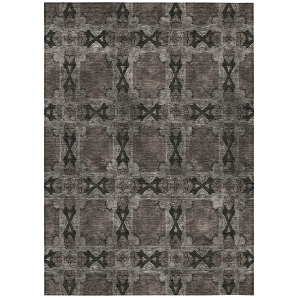 HomeRoots 5' Elegant Beige and Gray Floral Medallion Area Rug - Washable, Non-Skid, Indoor-Outdoor Use 5' X 8' 563425