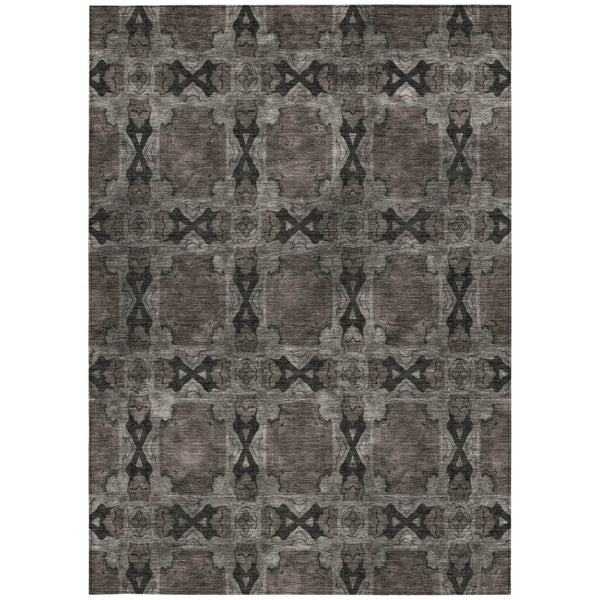 HomeRoots 5' Elegant Beige and Gray Floral Medallion Area Rug - Washable, Non-Skid, Indoor-Outdoor Use 5' X 8' 563425