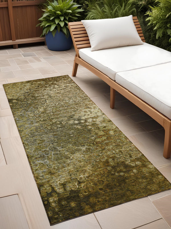 Homeroots 8' Runner Brown Washable Non Skid Indoor Outdoor Runner Rug Brown Polyester 563503