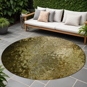 Homeroots 8' Round Brown Round Washable Non Skid Indoor Outdoor Area Rug Brown Polyester 563507