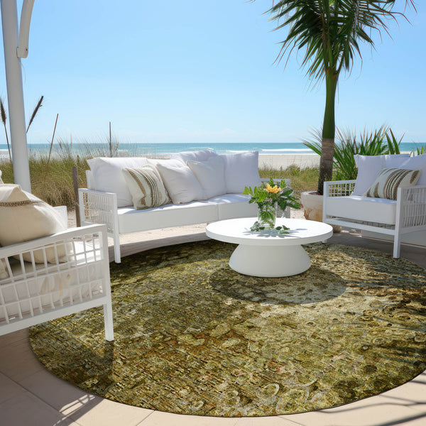 Homeroots 8' Round Brown Round Washable Non Skid Indoor Outdoor Area Rug Brown Polyester 563507