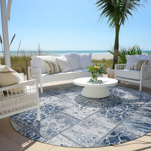 HomeRoots 5' Denim Blue Patchwork Area Rug – Stylish, Washable, Non-Skid Design for Indoor and Outdoor Use 8' Round 563543