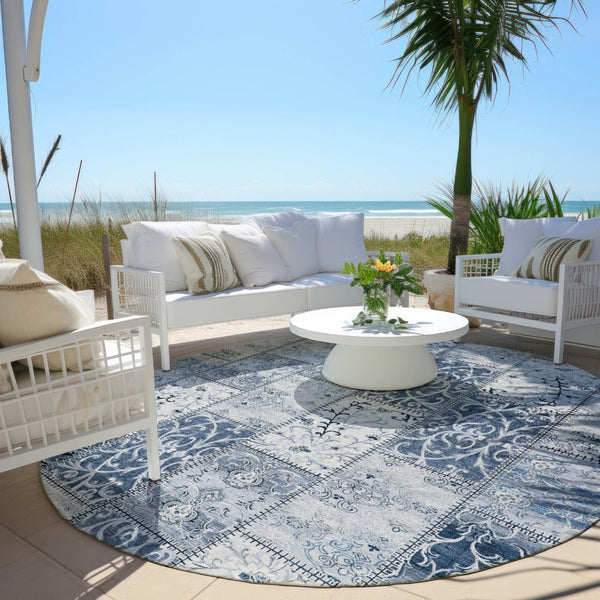 HomeRoots 5' Denim Blue Patchwork Area Rug – Stylish, Washable, Non-Skid Design for Indoor and Outdoor Use 8' Round 563543