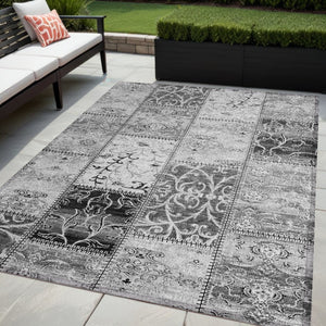 HomeRoots 5' Gray Patchwork Washable Area Rug - Non-Skid, Stylish, Stain-Resistant for Indoor & Outdoor Use 5' X 8' 563551