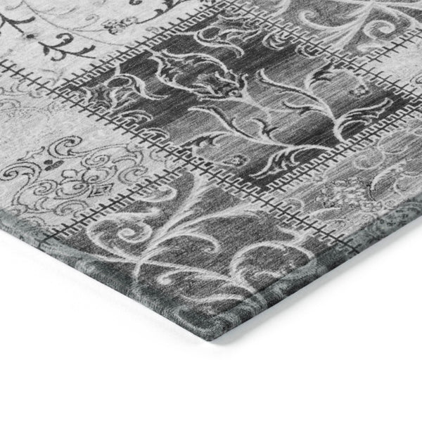 HomeRoots 5' Gray Patchwork Washable Area Rug - Non-Skid, Stylish, Stain-Resistant for Indoor & Outdoor Use 5' X 8' 563551