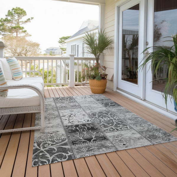 Homeroots 8' X 10' Gray Patchwork Washable Non Skid Indoor Outdoor Area Rug Gray Polyester 563553